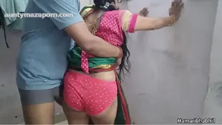 Hidden Cam Indian desi bhabhi fucked in saree
