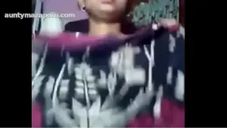 Indian huge tits removing infront of cam