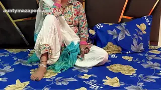 Naughty Veena Ki Balcony Me Thukai