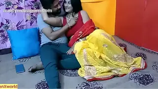 Real Desi My Desi hot aunty secret sex with her unmarried devor !! Cum inside pussy - Recent Scandal