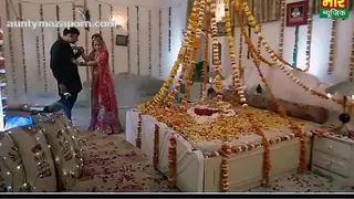 Trending Desi bhabhi suhagraat mms in hotel