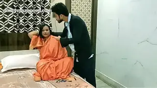 Trending Desi stepmother in law fucked by stepdaughter husband! Viral jobordosti sex with audio