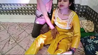 Trending Indian Wife Hot Sex in Yellow Dress &amp; Maroon Top - Real Couple